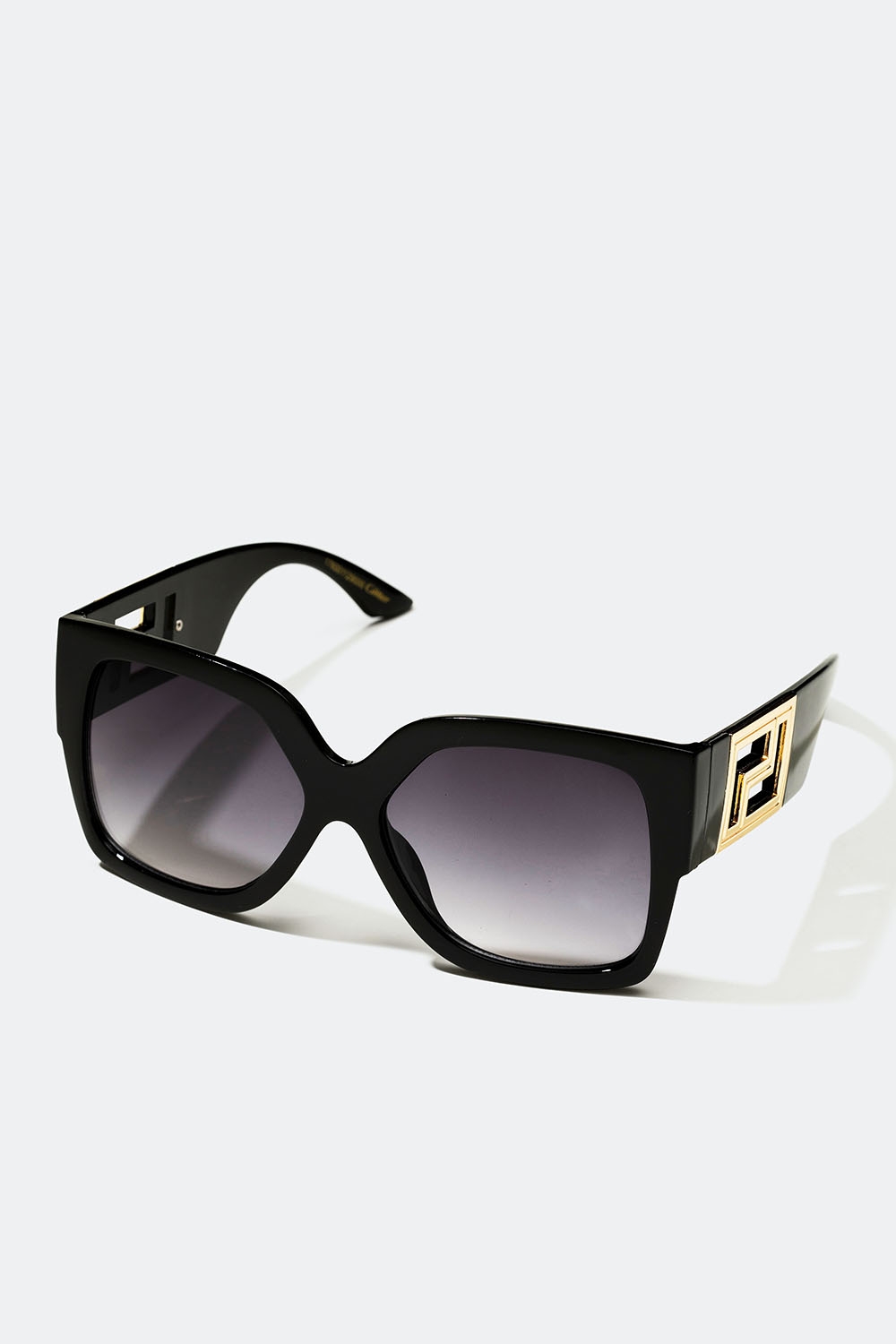 Svarta oversize solglasögon med guldfärgad detalj i gruppen Accessoarer / Solglasögon hos Glitter (176001129000)