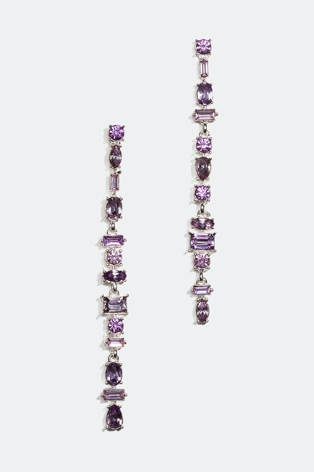 Långa örhängen med lila glasstenar i gruppen Smycken / Örhängen hos Glitter (253006056501)