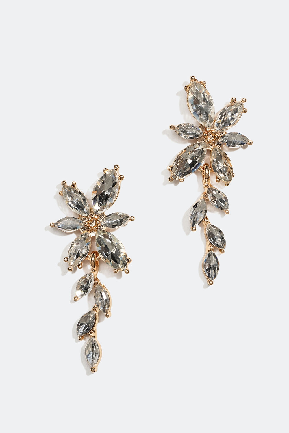 Guldfärgade örhängen med glasstenar i form av blommor i gruppen Smycken / Örhängen hos Glitter (253006330202)