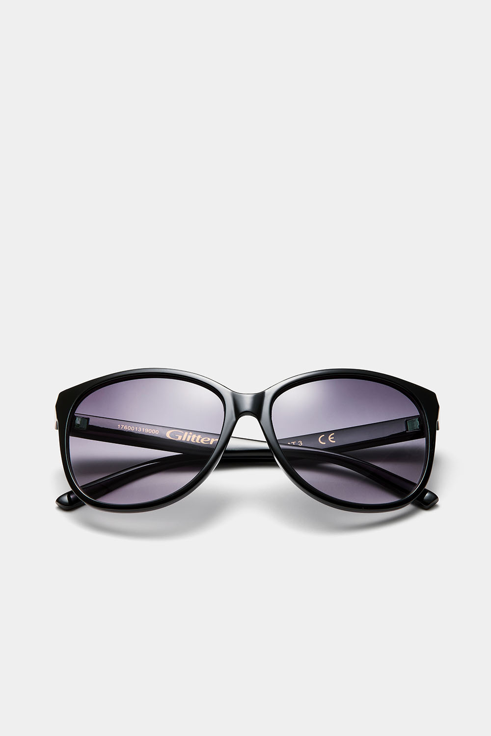 Svarta solglasögon med tonade glas