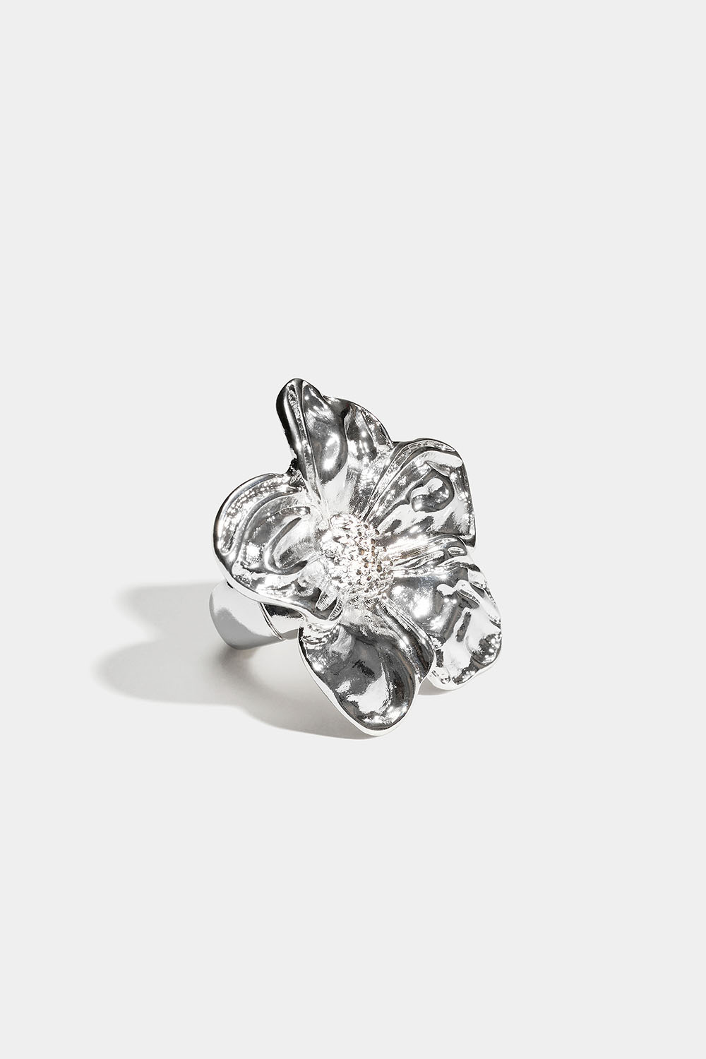 Justerbar ring med blomma